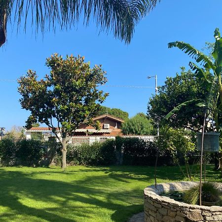 B&B Il Giardino Delle Meraviglie Μελίτο ντι Πόρτο Σάλβο Εξωτερικό φωτογραφία