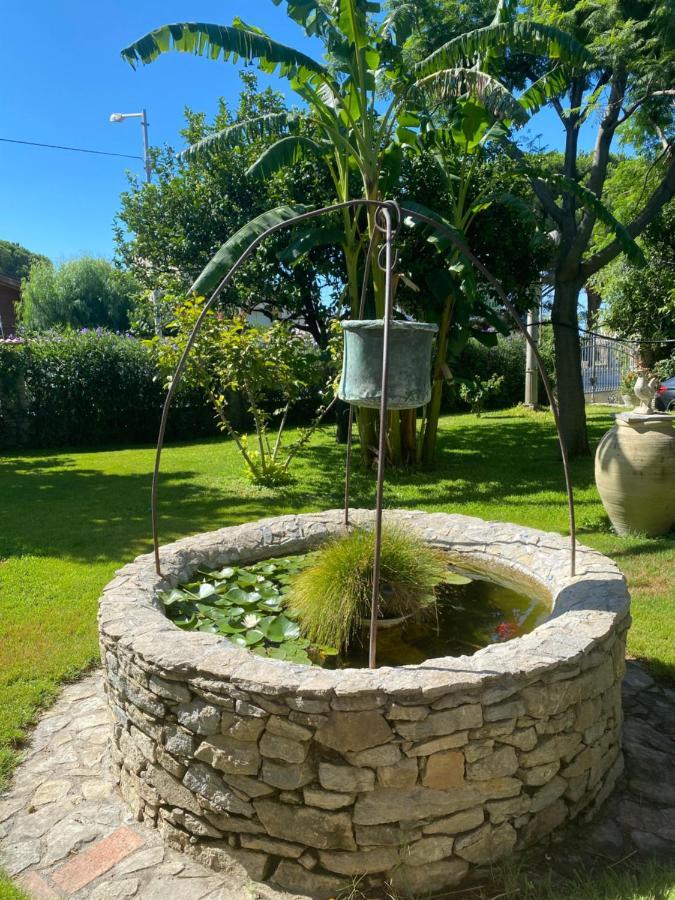 B&B Il Giardino Delle Meraviglie Μελίτο ντι Πόρτο Σάλβο Εξωτερικό φωτογραφία
