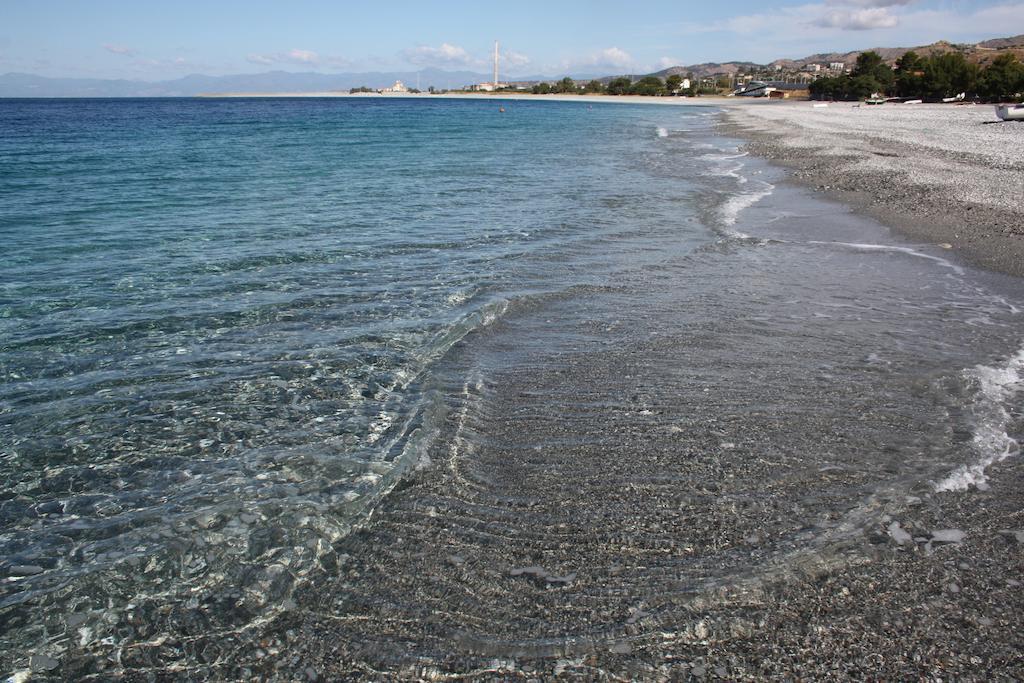 B&B Il Giardino Delle Meraviglie Μελίτο ντι Πόρτο Σάλβο Εξωτερικό φωτογραφία